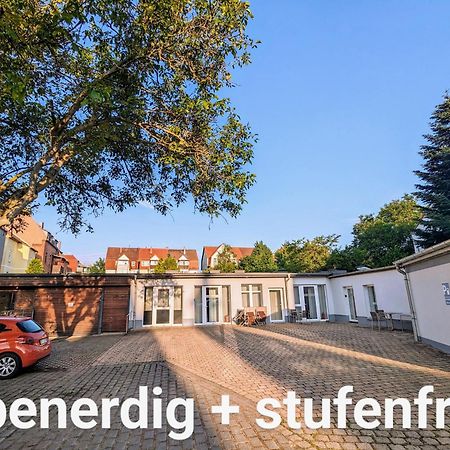 Fewo Urban Gotha - Apartment Orangerie - Am Schlosspark- Parken An Der Der Tuer- Barrierefrei, 900 Meter Zum Bahnhof - Wallbox Εξωτερικό φωτογραφία